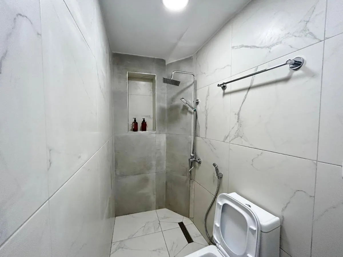 Tirana Inn Hotel 3*,