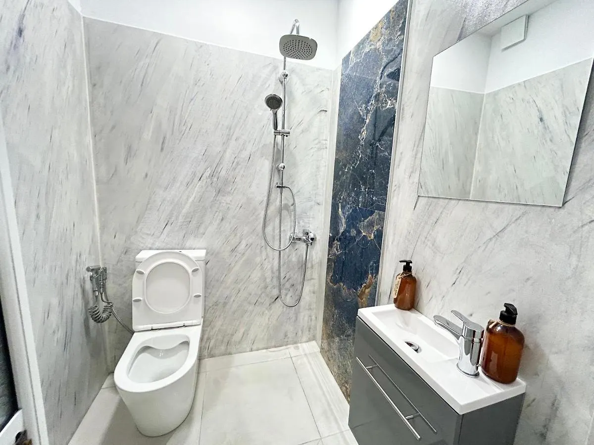 Tirana Inn Hotel Arnavutluk